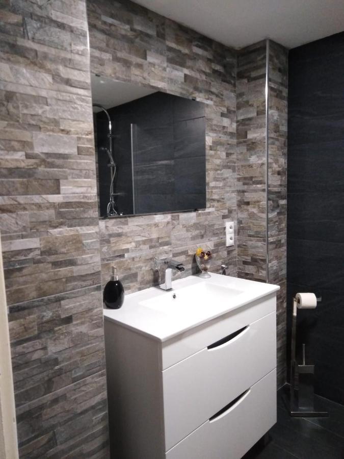 Apartamento Fleta Appartement Zaragoza Buitenkant foto