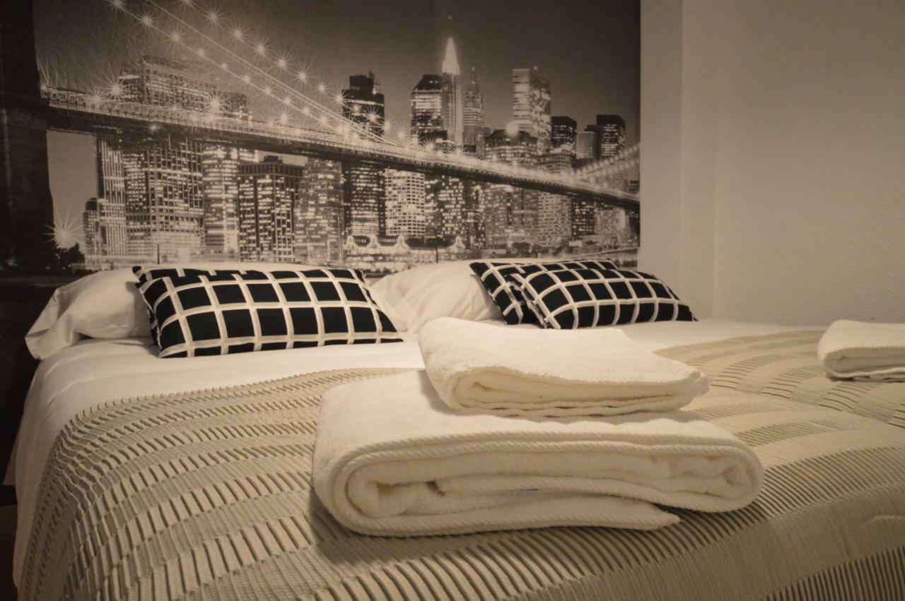 Apartamento Fleta Appartement Zaragoza Buitenkant foto
